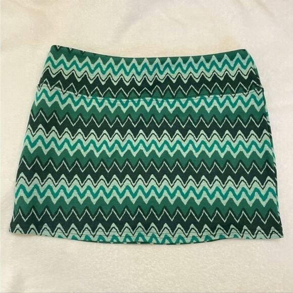 Urban Outfitters Peachy Low Rise Mini Skirt - Picture 8 of 9